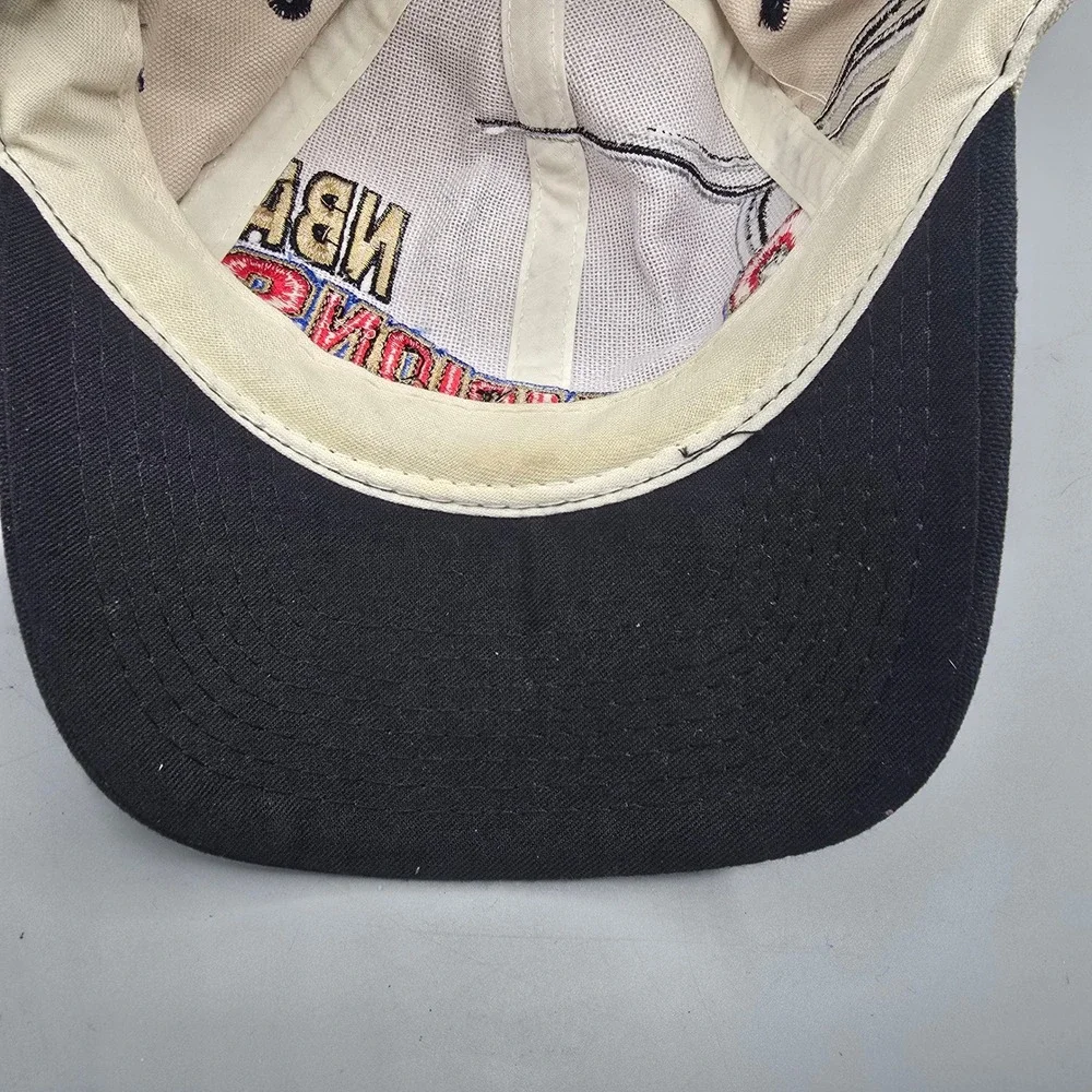 Vintage Chicago Bulls 1996 NBA Champions Hat Snapback Tan Black 72-10 Season